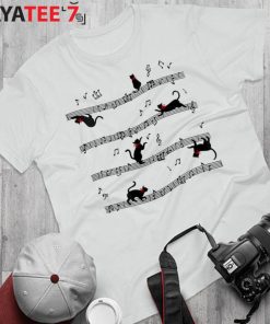 Best Gifts For Cat Lovers Cats Playing On Music Cat Mothers Day Gifts Womens T-Shirt