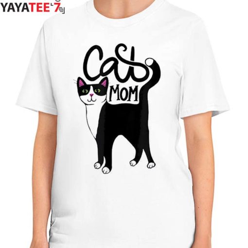 Best Gifts For Cat Lovers Cute Cat Mothers Day Gifts Tuxedo Cat Mom T-Shirt Women's T-Shirt