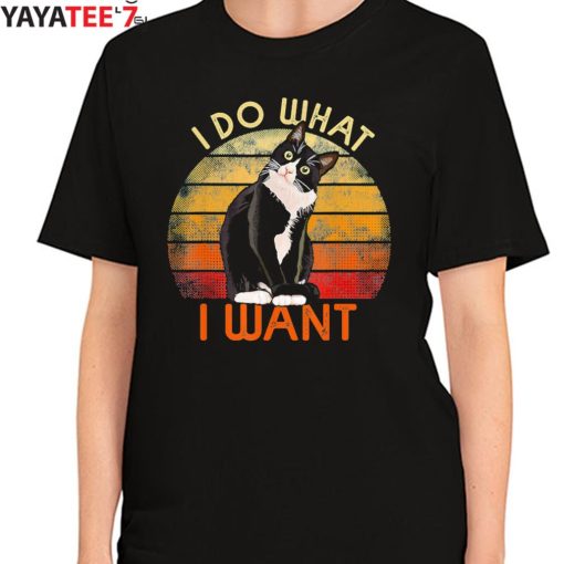 Best Gifts For Cat Lovers Do What I Want Cat Mothers Day Gifts Tuxedo Cat Mom Funny Graphic Retro T-Shirt Women's T-Shirt