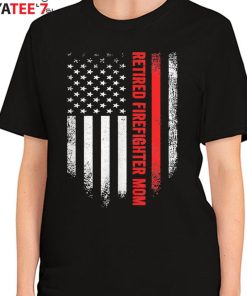 Vintage Usa Flag Proud Retired Firefighter Mom T-Shirt Retirement Gifts For Mom Women's T-Shirt
