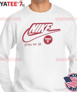 2022 Chicago Bulls Nike Essential Logo T-Shirt, hoodie, sweater, long  sleeve and tank top