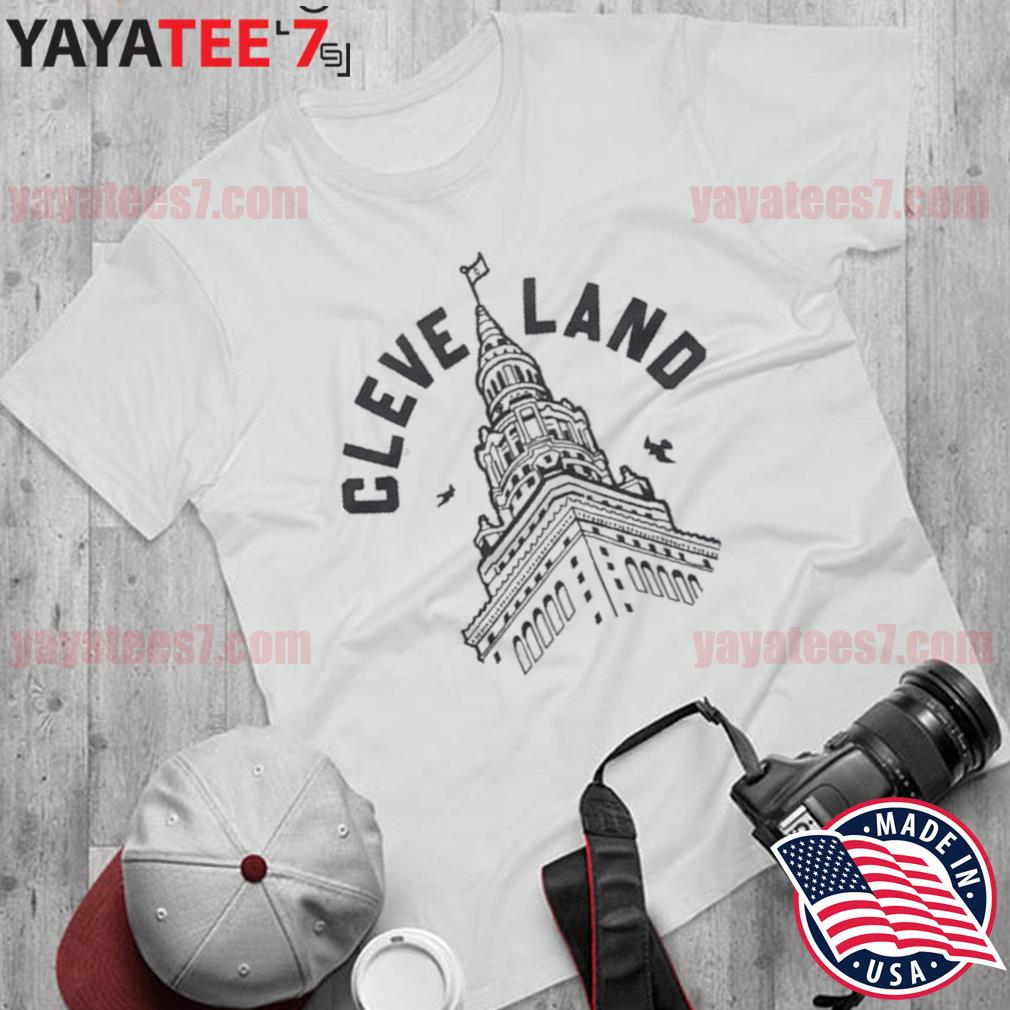 Cleveland C Terminal Tower T Shirt Orange and Brown XSmall