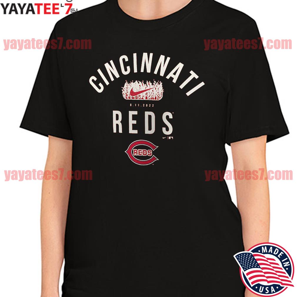 Nike Men's Cincinnati Reds 2022 Field of Dreams Iowa Lockup T-Shirt - Red - M (Medium)