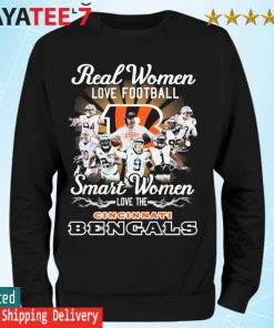 Real Women love football smart Women love the Cincinnati Bengals signatures  T-shirt - Kaiteez