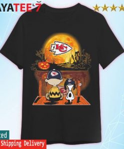 Charlie Brown and Snoopy Kansas City Chief football Halloween 2022 shirt