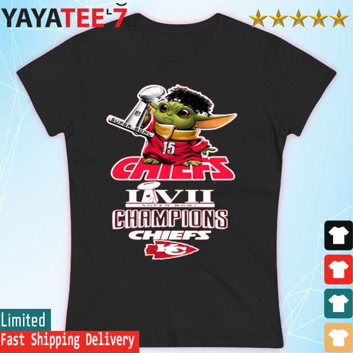 Baby Yoda Patrick Mahomes Kansas City Chiefs Super Bowl LVII Champions 2022-2023 T-s Women's T-shirt