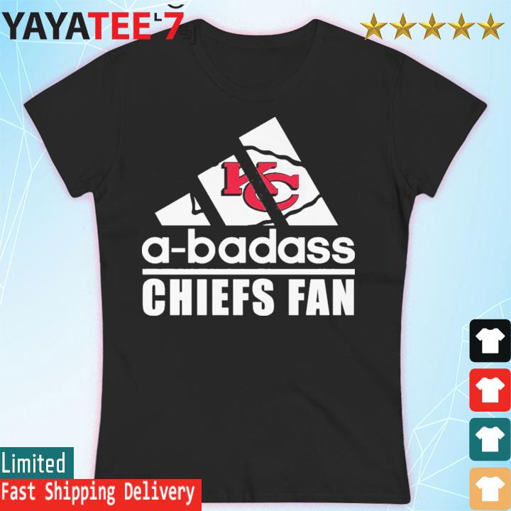 Kansas City Chiefs A Badass Chiefs Fan T-Shirt